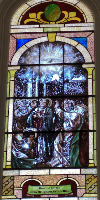 stainglass window Decent of the Holy Spirit