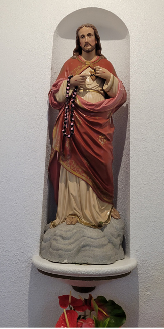 Statue-Sacred Heart of Jesus